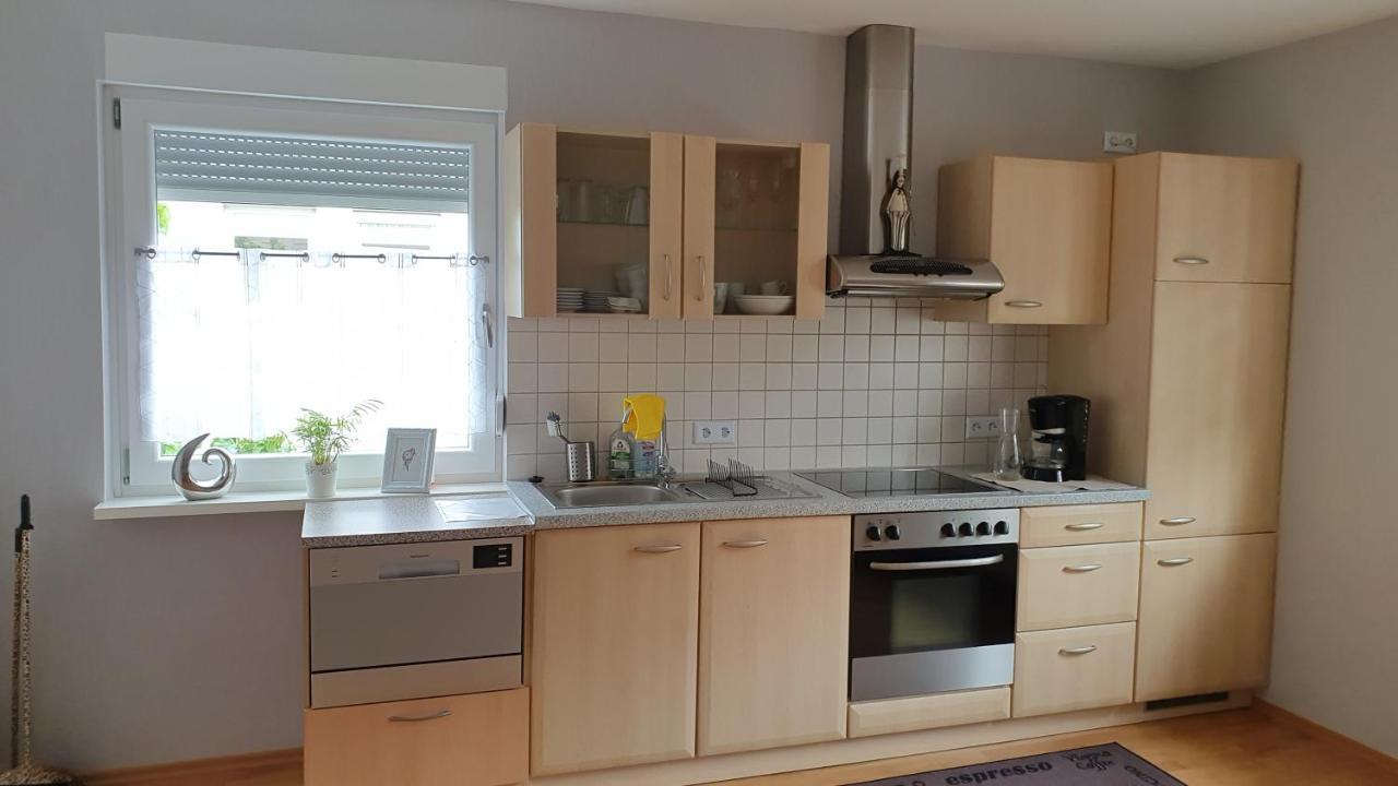 Ferienwohnung Pees Баумхолдер Екстериор снимка